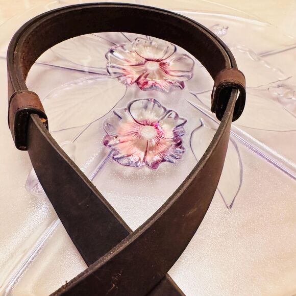 New VTG Women’s Brown Leather Adjustable Belt Ornate GoldTone Buckle USA Western main image 4